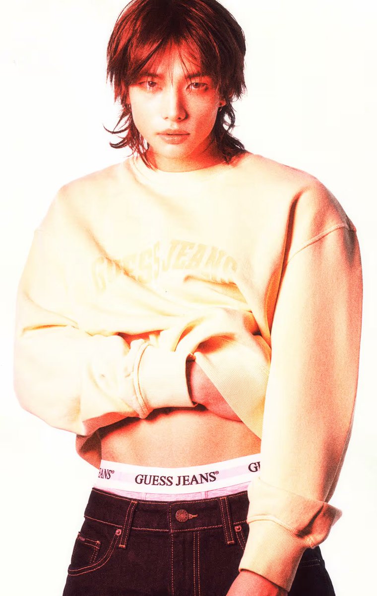 kbgmedia's tweet photo. #Hyunjin from #StrayKids has been chosen as the Global Ambassador for GUESS https://t.co/Om6KTBhNVG