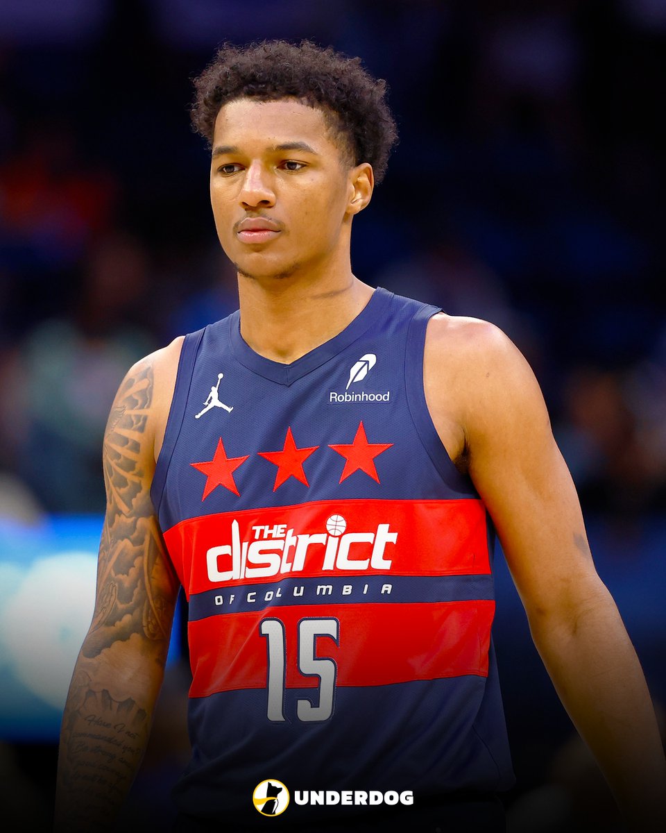 Julian Reese in his third-career NBA game:

18 PTS
20 REB (10 OREB)
5-7 FG
8-8 FT

Most rebounds in a game by a rookie this season.