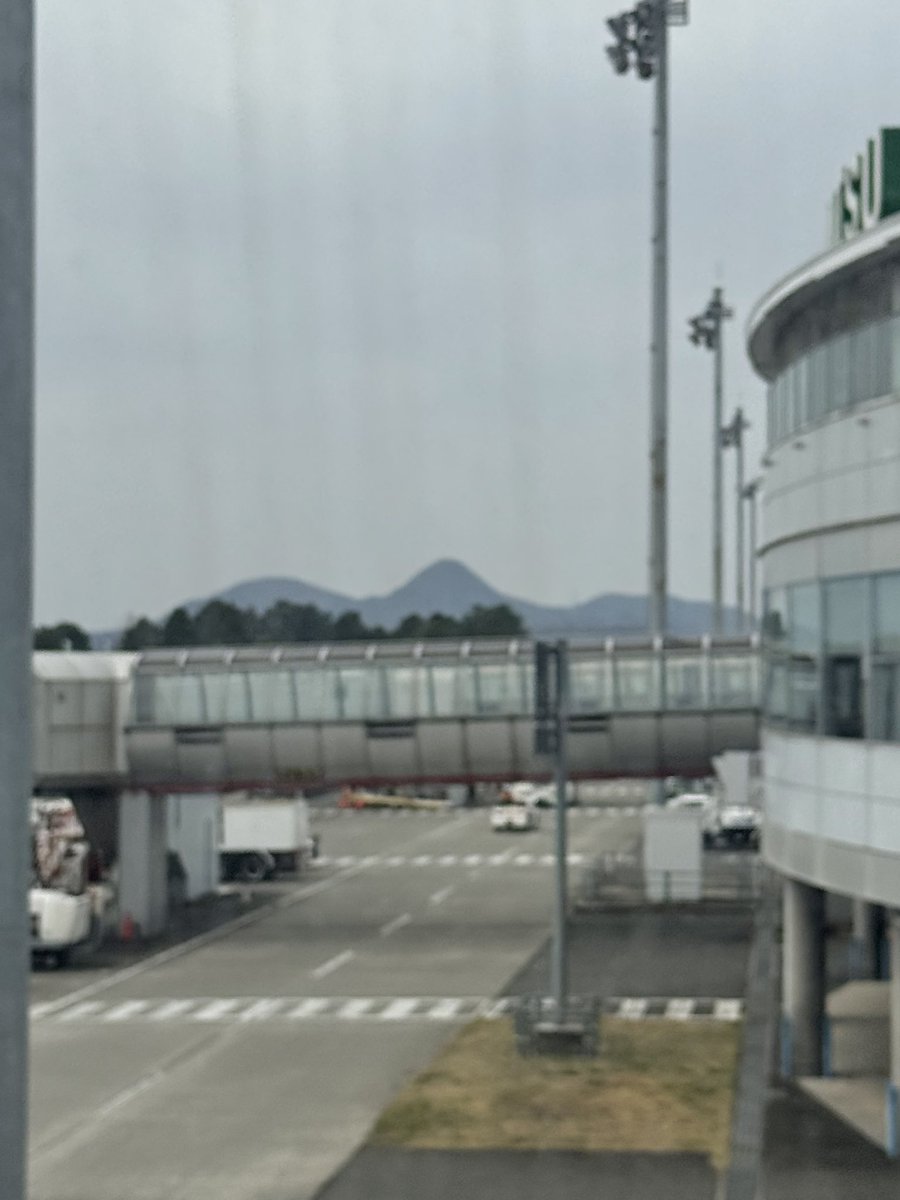 k0dakan's tweet photo. 香川県にある正規分布とカイ二乗分布の山 https://t.co/ijJRUBxSLW