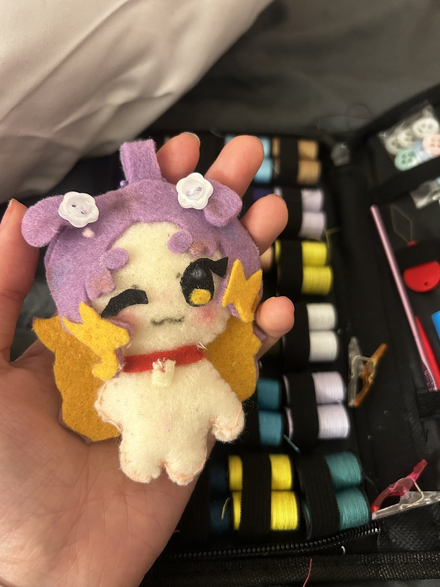 Angiemaru 🌙 tweet media