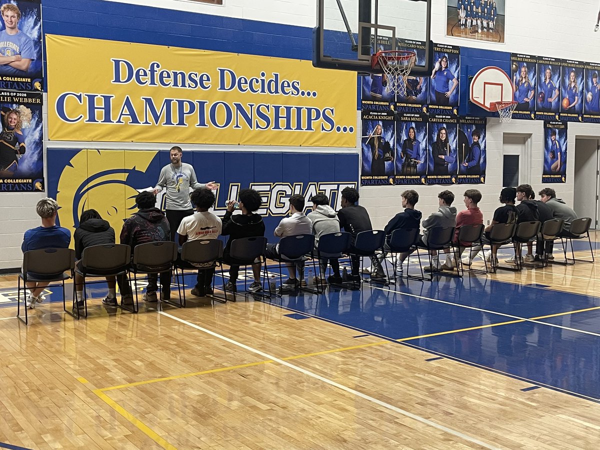 Wichita Collegiate Boys Basketball tweet media