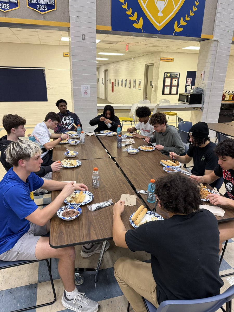 Wichita Collegiate Boys Basketball tweet media