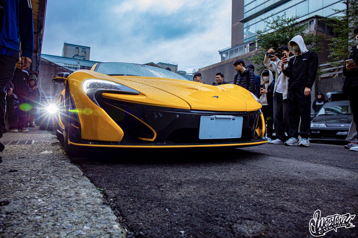 bboybar5432's tweet image. 好像是第一次拍到實車
#mclaren
#p1