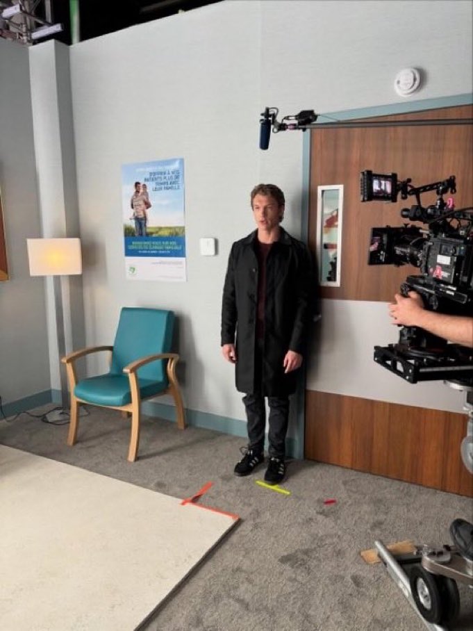 May 🏒👑 tweet media