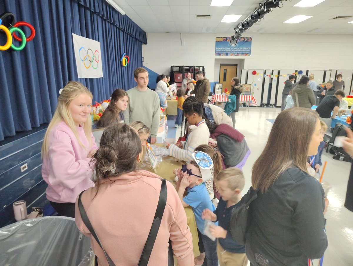 Mark D. Grilo tweet media