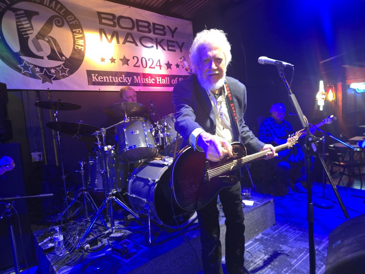 Bobby Mackey tweet media