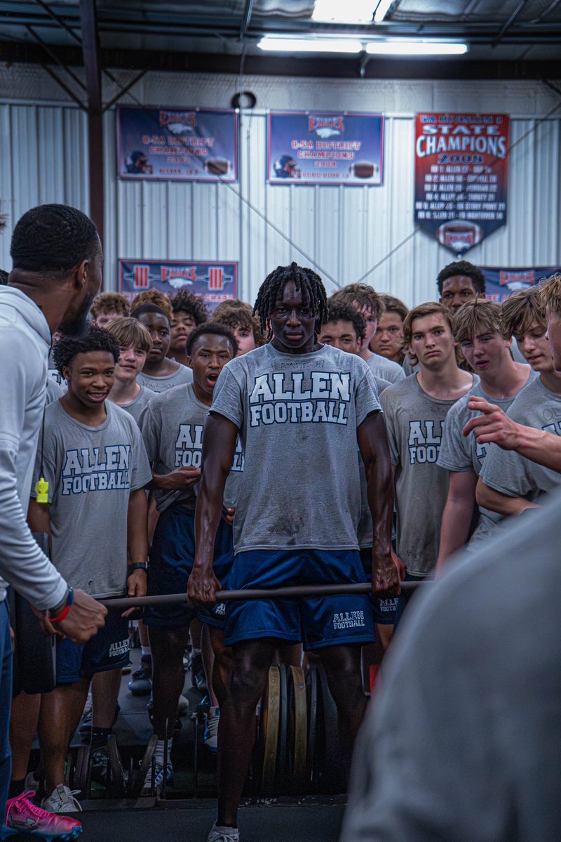 Allen Eagles Football ⭐️⭐️⭐️⭐️⭐️ tweet media
