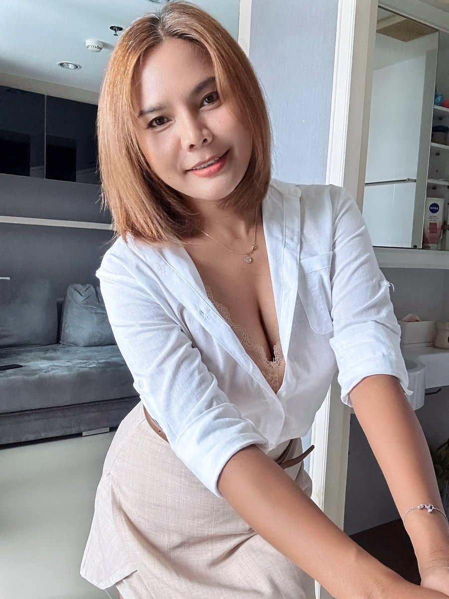 นวมินทร์ tweet media