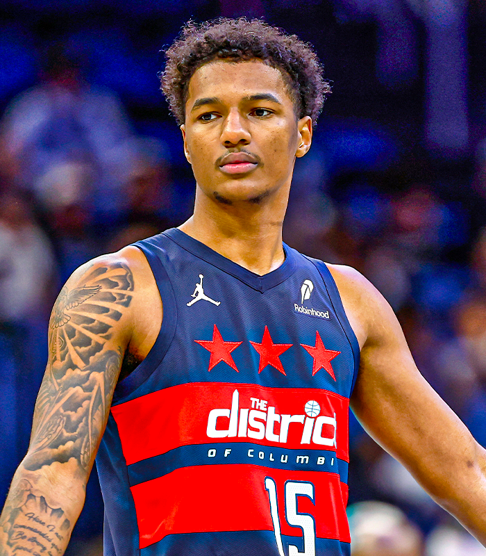 Underdog's tweet photo. Julian Reese just totaled the most rebounds by a rookie this season (20)

His sister Angel Reese is the youngest player in WNBA history to record 20 rebounds in a game

It runs in the family https://t.co/UwKDxeFDoH