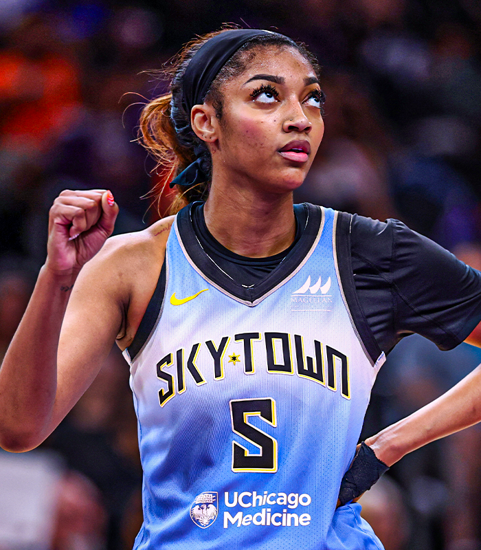 Julian Reese just totaled the most rebounds by a rookie this season (20)

His sister Angel Reese is the youngest player in WNBA history to record 20 rebounds in a game

It runs in the family