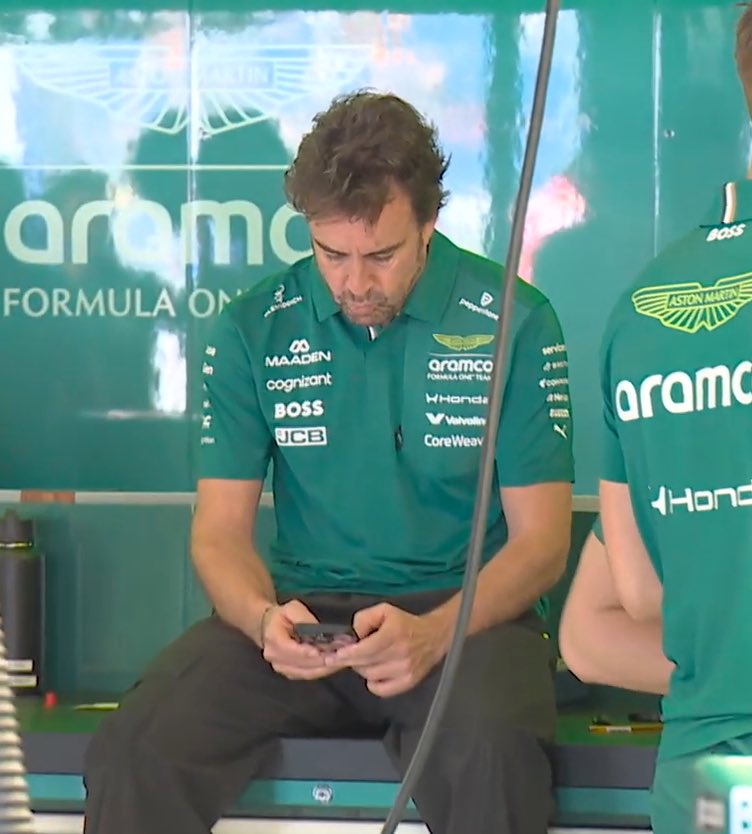 F1REAKS's tweet photo. he’s on f1twt hating on the car https://t.co/64QkCmbHWw