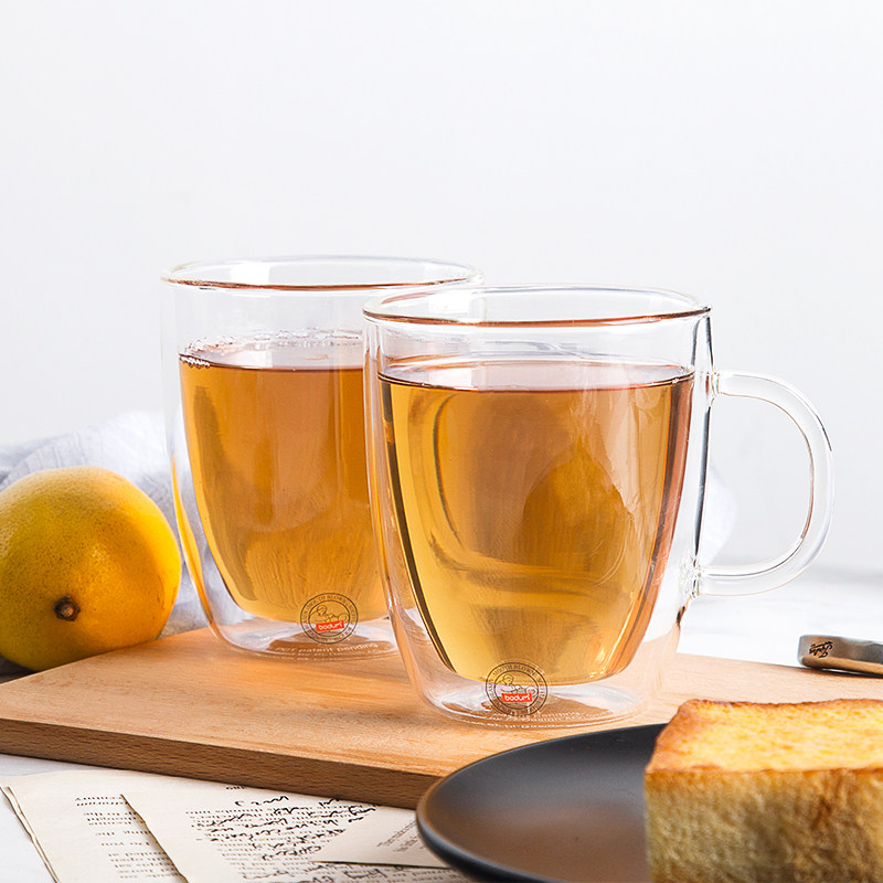 RognoniRoberto's tweet image. Summer in a glass! Blend 1 cup frozen watermelon,  cup coconut water, 1 tsp lime juice + 5 mint leaves. Top with a mint sprig—refreshing, 2 mins to make! #WatermelonSmoothie #QuickDrinks