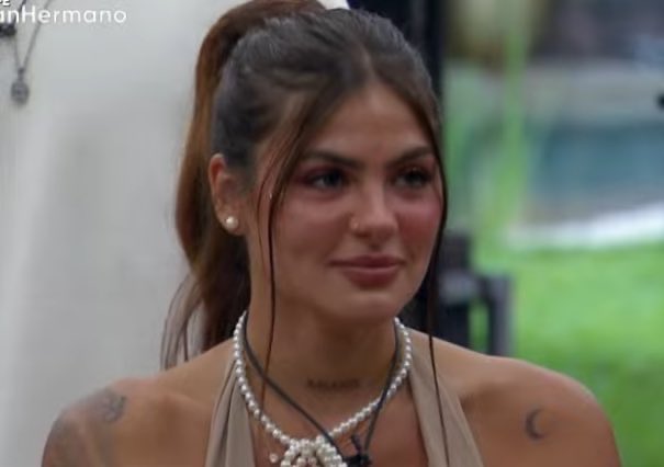 TBESTHL's tweet photo. literalmente zunino y luana son la reencarnación de alan y sabrina 

#GranHermano https://t.co/2Sj50Rqkyp