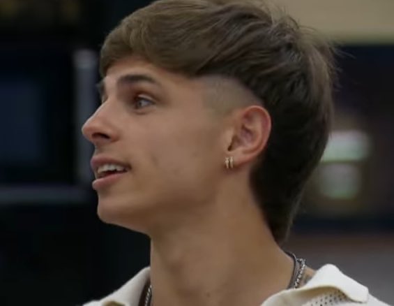 TBESTHL's tweet photo. literalmente zunino y luana son la reencarnación de alan y sabrina 

#GranHermano https://t.co/2Sj50Rqkyp