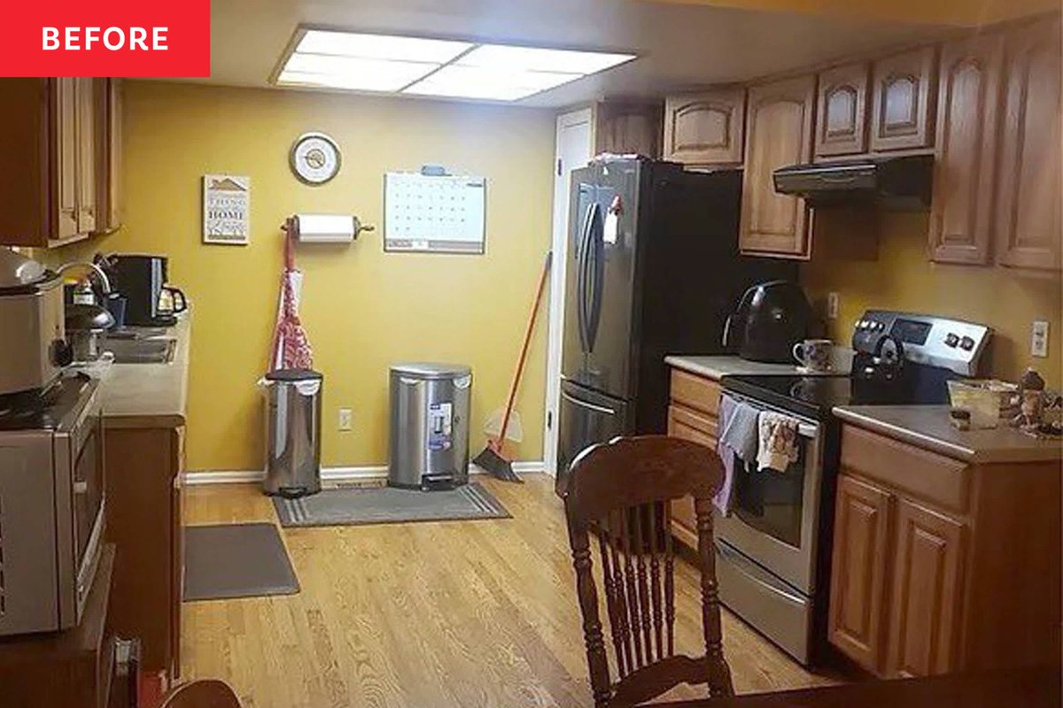 DustinMPeyser's tweet image. This Dark, Dated Kitchen Feels So Much Brighter After a Makeover dlvr.it/TRKRTq 👉 Reveal Your ROI bit.ly/MyHomeAI 👈 #KitchenMakeover #HomeImprovement #DIYProject #BeforeAndAfter #InteriorDesign