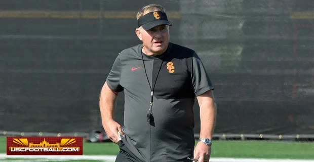 ShotgunSpr's tweet image. Early clues emerging about Gary Patterson’s #USC defense this spring

@RJ_Abeytia with the story:
247sports.com/college/usc/ar…