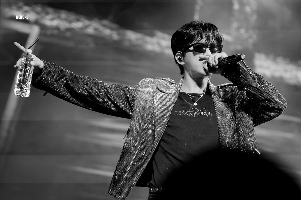 노래 들으면 보고싶고
영상 보면 더 보고싶고
결국 매일 결론은 하나
임영웅 보고싶다🩵

이쯤 되면
‘보고싶다’는 감정
임영웅 전용문구 아닌가🥲🫶
#임영웅 #LimYoungWoong #HERO #LYW #IMHERO