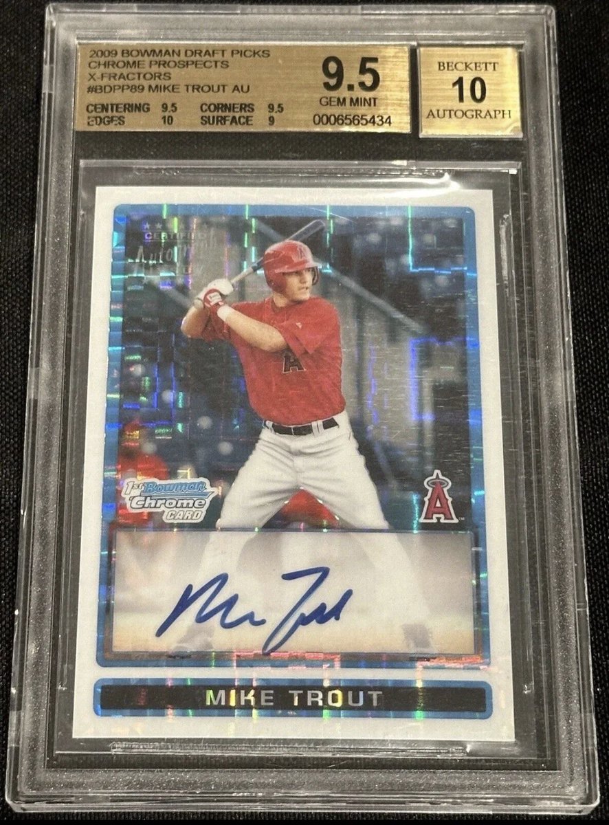 joessportscard's tweet photo. 🎁Appreciation Day Giveaway🎁

Winner Announced Tuesday 

🔥 2009 Bowman Chrome XFractor Mike Trout RC Rookie 63/225 BGS 9.5 w/ 10 AUTO

To enter
1. Follow
2. Retweet
3. Like
4. Comment
5. Dm me for a better chance https://t.co/ZKqNOiwYL8