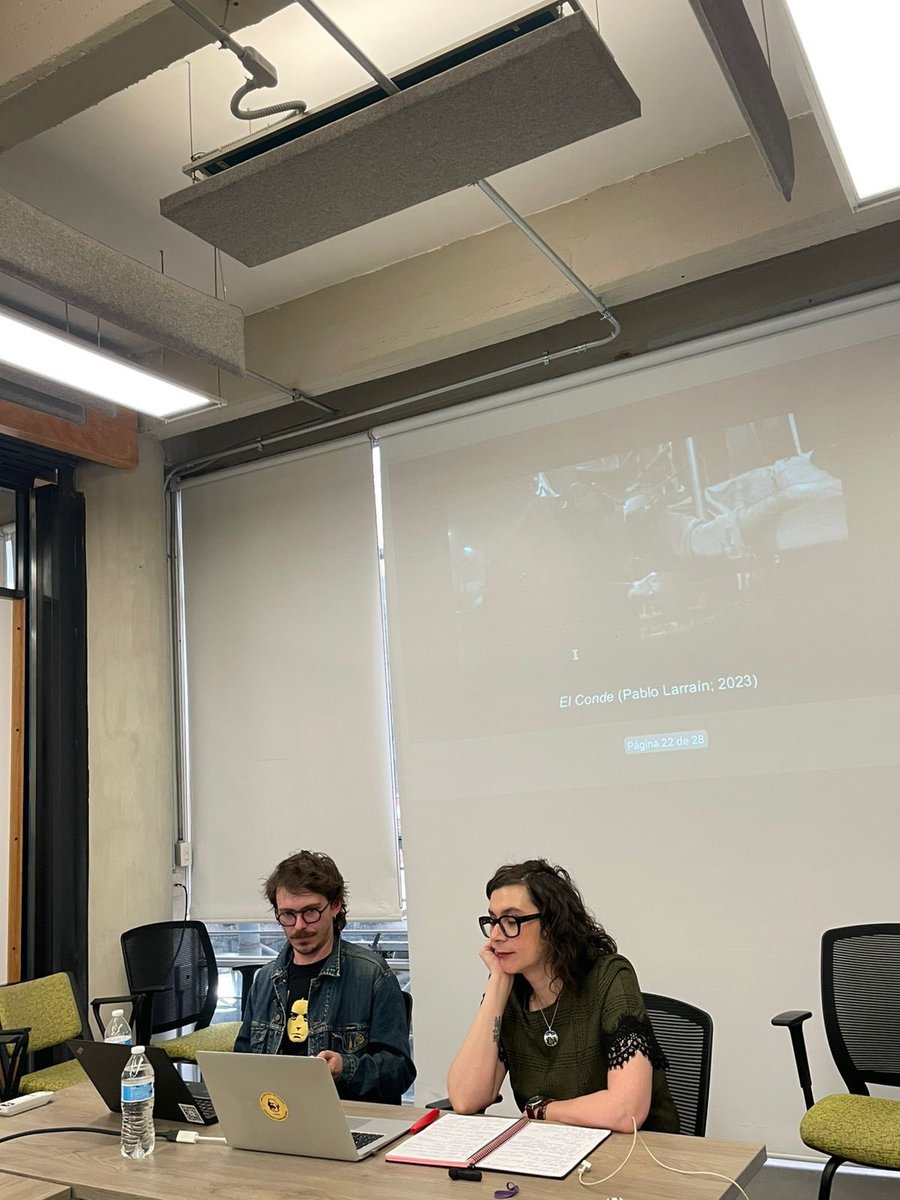 Hoy tuvimos una maravillosa sesión con el Dr. Álvaro Arango (Universidad de Bonn) 

¡Gracias a todos las y los que nos acompañaron! 🧛‍♀️🧛🏻