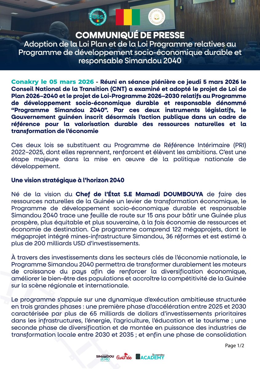Presidence_gn's tweet photo. 🔵 | 𝐂𝐎𝐌𝐌𝐔𝐍𝐈𝐐𝐔𝐄́ 𝐃𝐄 𝐏𝐑𝐄𝐒𝐒𝐄 

▫️ Adoption de la Loi Plan et de la Loi Programme relatives au Programme de développement socio-économique durable et responsable Simandou 2040

#Simandou2040 https://t.co/K9Topl6QOc
