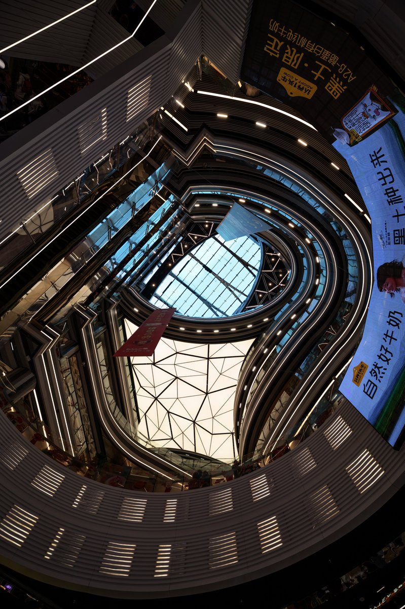ViltroxOfficial's tweet photo. AF 16mm F1.8 L is built for professionals—delivering sharp detail that makes every frame feel immersive and full of wonder. ✨
Credit to @地上相机AAA
#viltrox #viltroxlens #photography #ViltroxLMount #LMount #LMountAlliance #Lmountlens #photographygear #cameragear #cameralens #Leica #Leicacamera #Lumix #Sigma