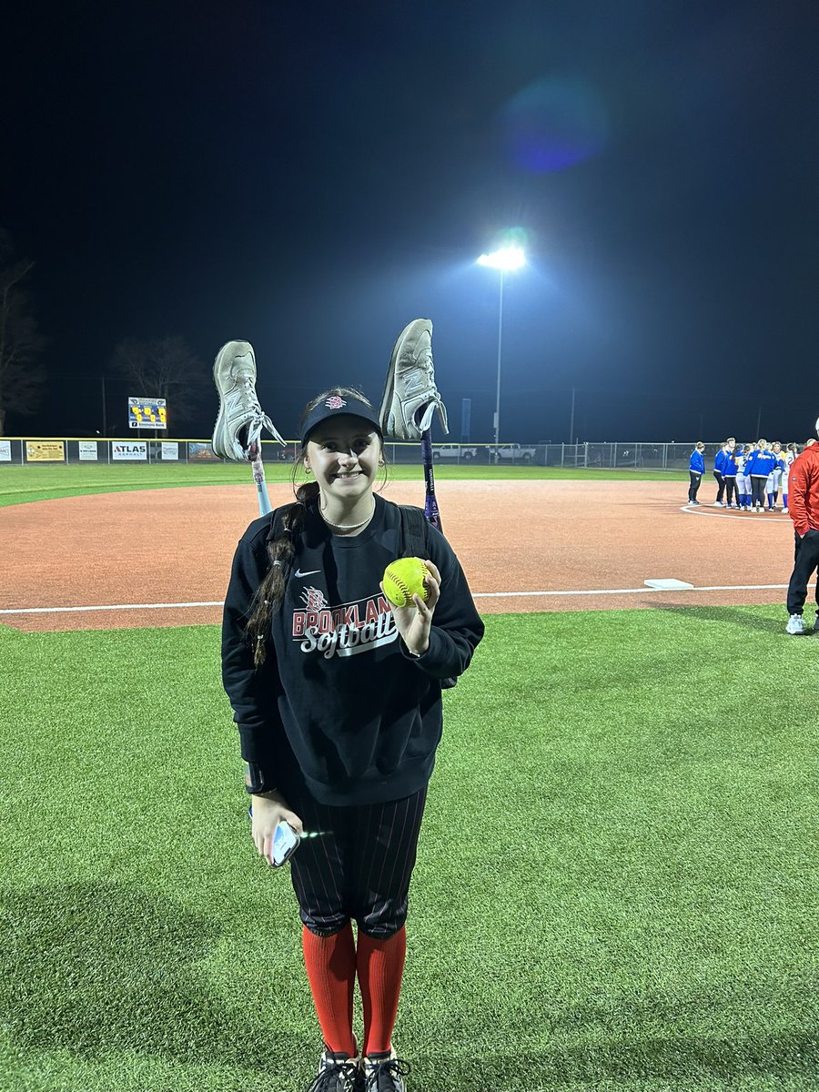 FBXhuff's tweet photo. First high school game. 
First high school at bat. 
G R A N D S L A M. 
@FinleyLawless29 
@d1vision_sb @247recruiting @SoftballDown @PrepSoftball https://t.co/az6mzO0XSM