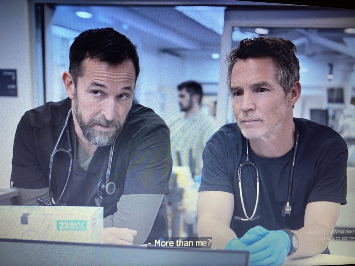 shortest_rose3's tweet photo. #rabbott CRUMBS
#ThePittSpoilers #thepitts2 https://t.co/gh5DKG8QaS