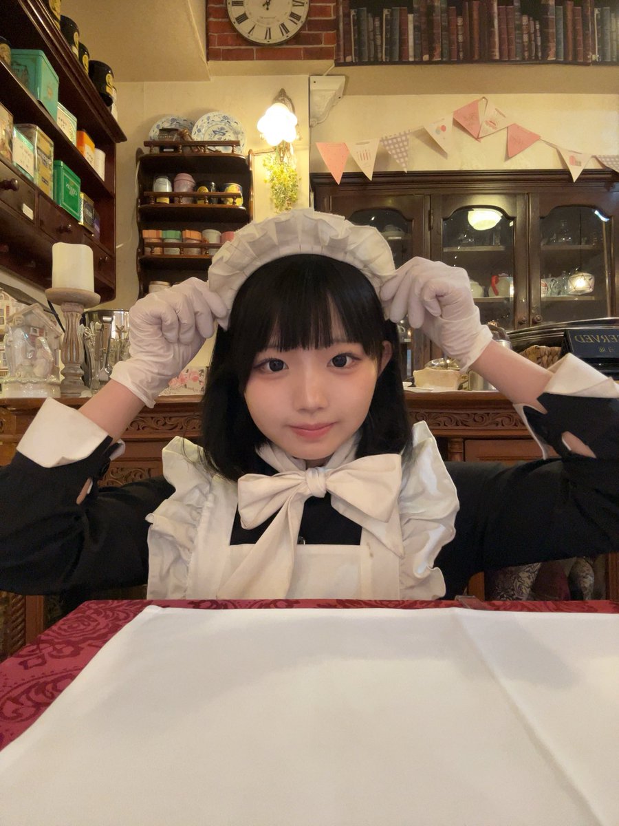 しらとり tweet media