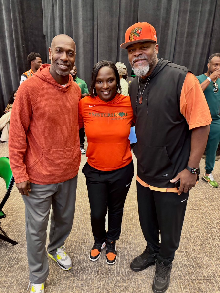 Ron Dugans tweet media