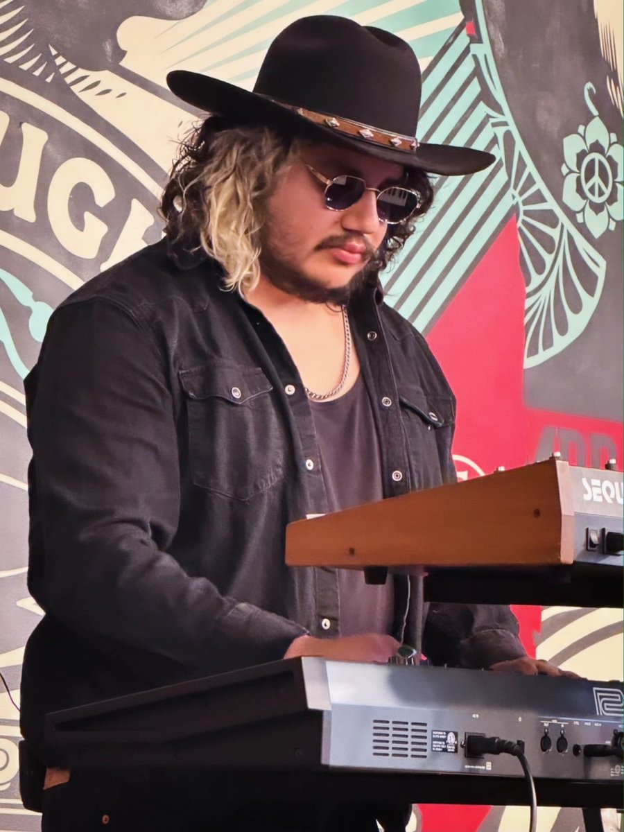 Amoeba Music tweet media