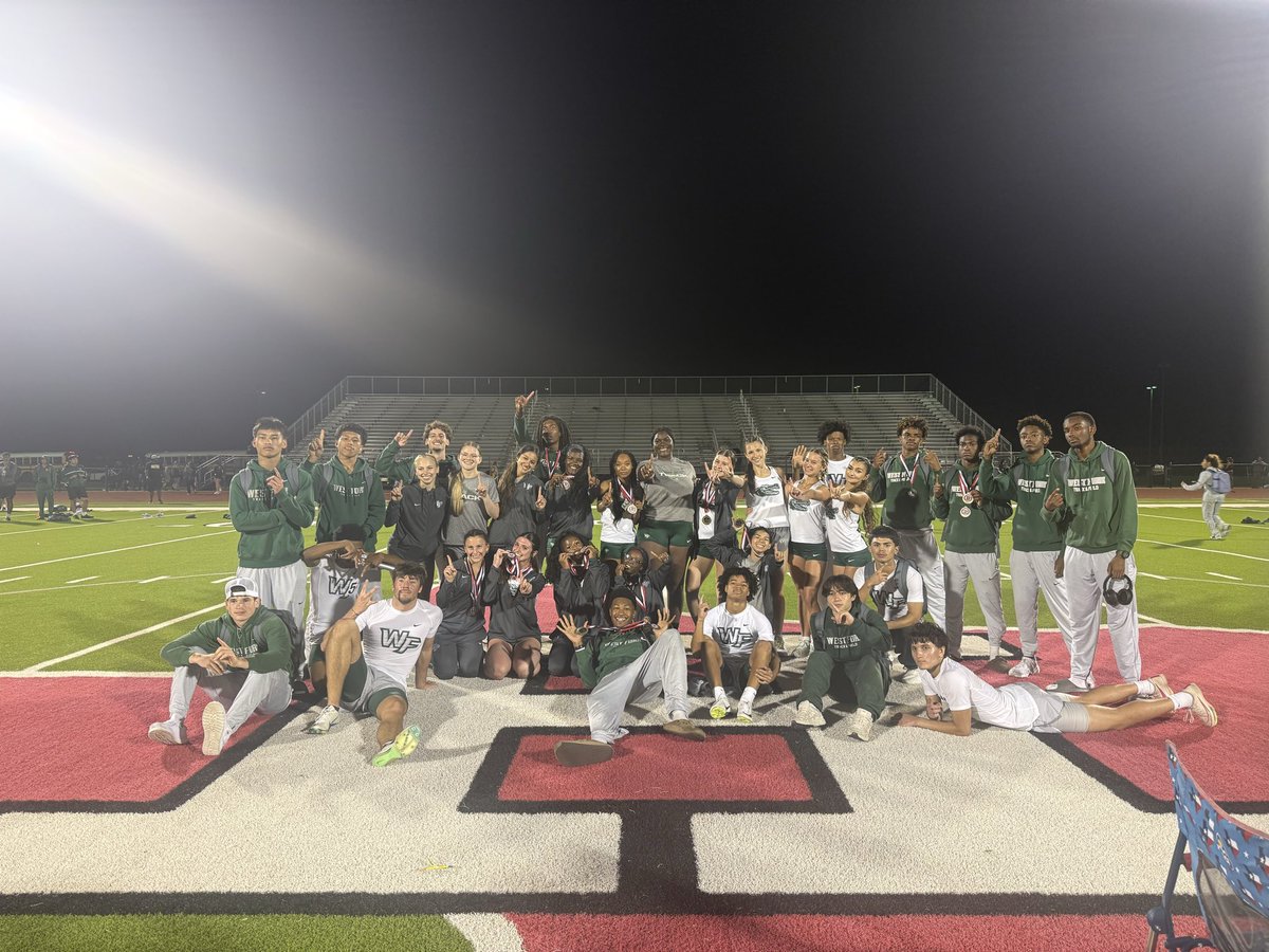 WestForkSports's tweet photo. Great night for the Gators in Huffman! Both boys and girls win the meet! First varsity team win in school history for the boys! #CHOMP #GatorPride https://t.co/IcHkf8qaR8