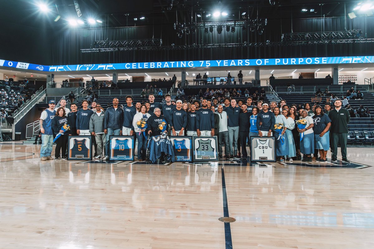 CBUmbb's tweet image. This senior class 🫶 

#SeniorNight | #LanceUp⚔️