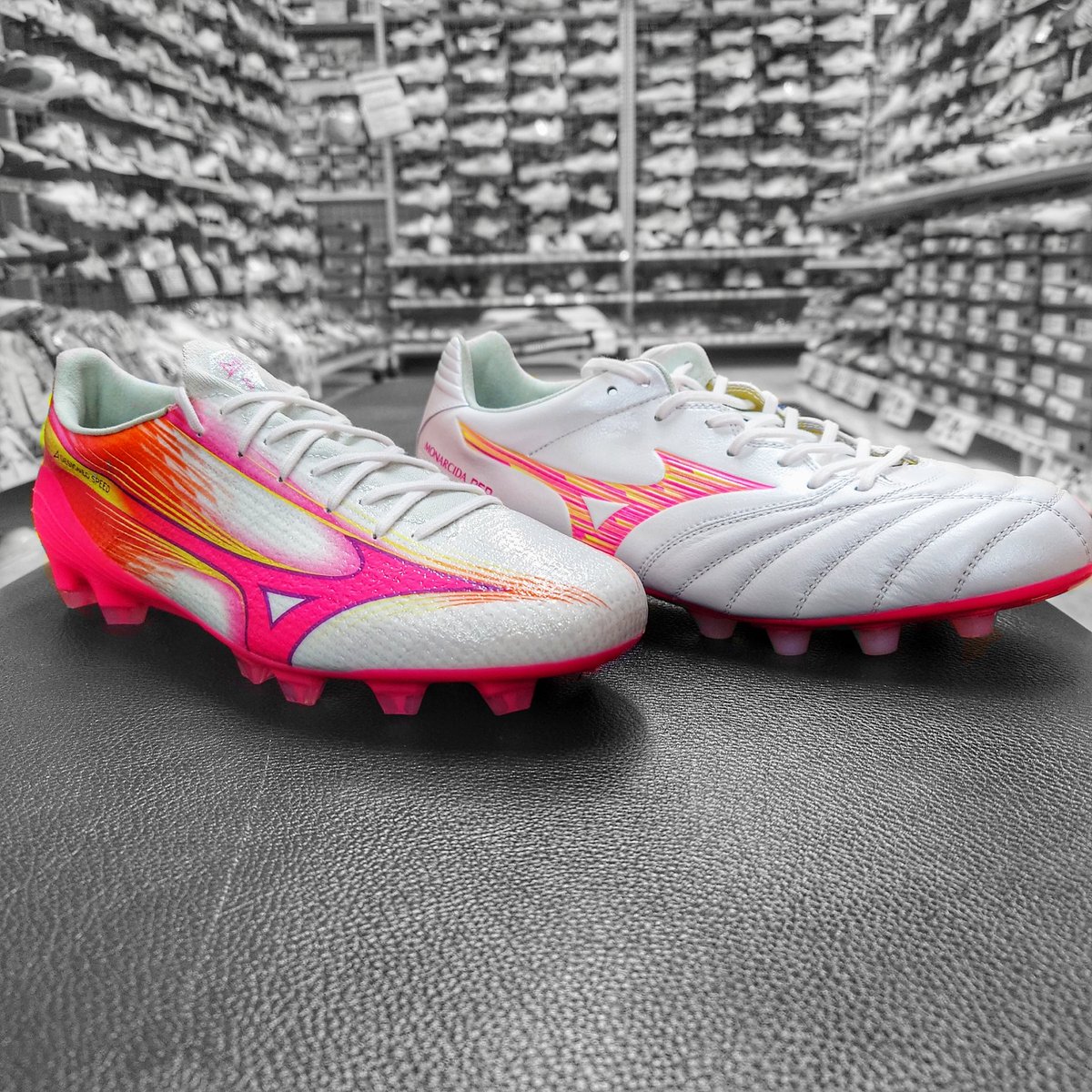 mizuno 『BLAZING FLAIR PACK』 モナルシーダ NEO3 PRO 入荷しました