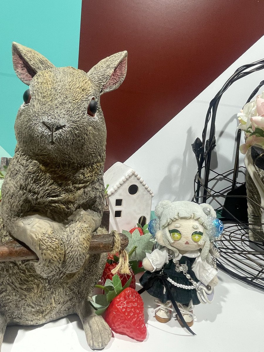 ねねこちゃん(<a href="/pnmosky/">ねねこ</a> )から次のぷにクロで初めて販売するぷにちゃん用のベルトをサンプルで頂いたんだけど可愛い…っ！めっちゃおしゃれになります！一つ一つ細かい作業沢山して作っててすごいなー✨ってなりました！オススメ！
#ぷにみお
#ぷにクロ