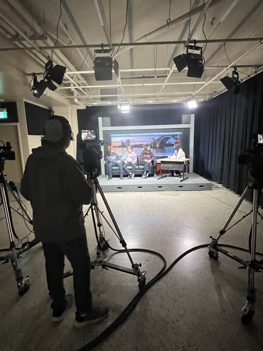 NPWschool's tweet photo. 🎥 Lights! Camera! Action! It’s Telemedia day for our Grade 7/8 students in Ms. Dunn and Ms. Fast’s class. The students had a blast filming their interviews and commercials. On to the editing process now! #spslearn @NPWschool @StoonPubSchools https://t.co/VZpacX3ykP
