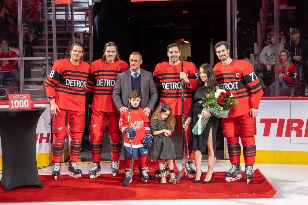 walsha's tweet image. David Perron!  Back to Detroit…