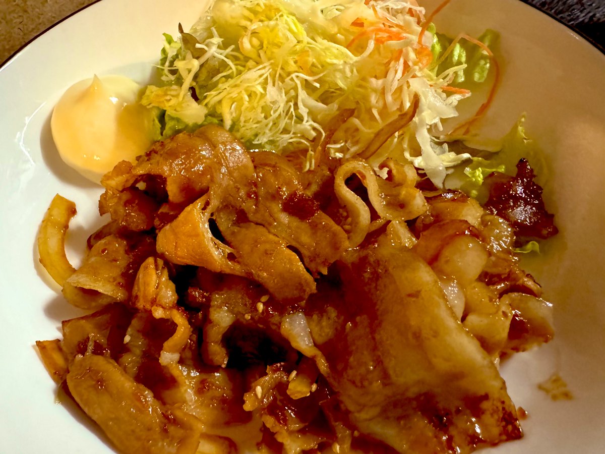 tonsaiya's tweet photo. ランチも昼飲みも❣️
11:30〜ぶっ通し営業しております🐷

ご飯が❗️ビールが❗️トマラナイ‼️
今日は理性のブレーキが
壊れちゃう❤️生姜焼きなんて
いかがでしょう？

皆様のご来店お待ちしております！🙆‍♀️

#大阪福島グルメ
#生姜焼き
#昼飲み
#らんち
#とん彩や https://t.co/AsbqkG30MB