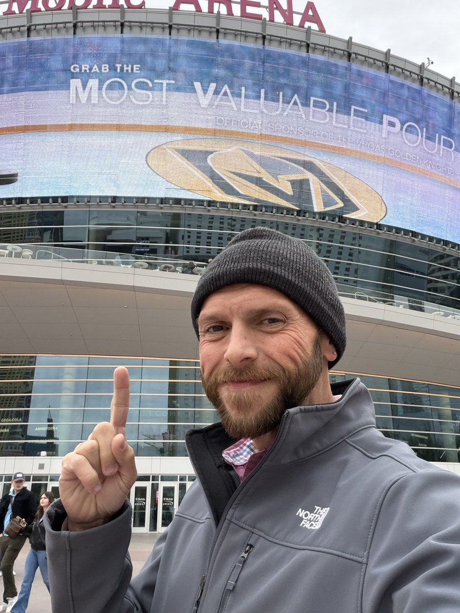 offonthego's tweet photo. I live in @mnwild territory but my heart is with the @GoldenKnights! My birthday is Tuesday! Someone get me a jersey or a pick please?!? Ready to get back to @Vegas https://t.co/6iKcuJDPi3
