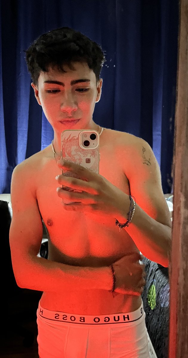 Rt y les mando un regalito al dm🧏🏻🍼