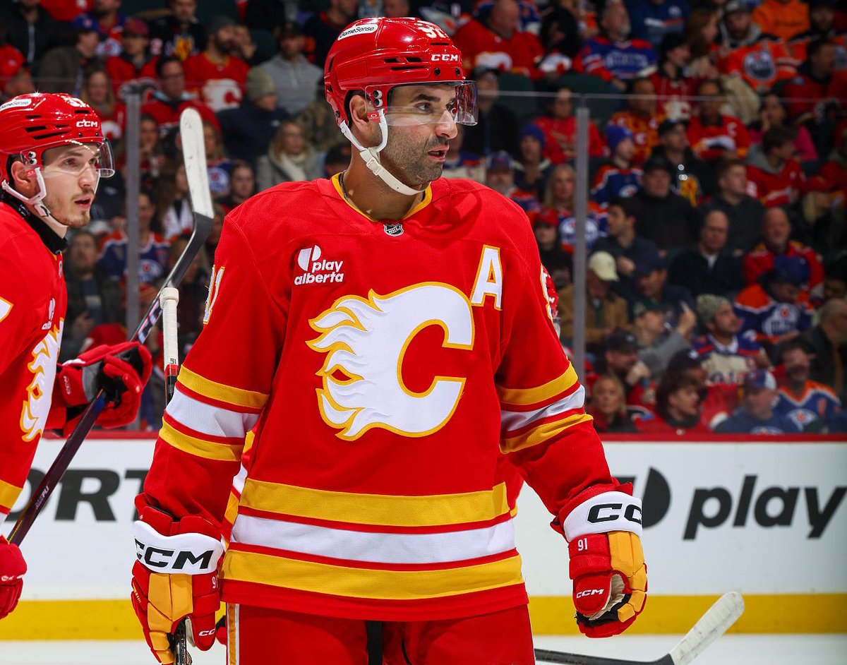 PuckEmpire tweet media