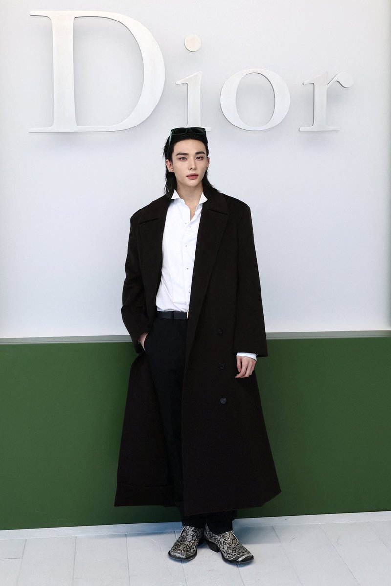 Dublee2825's tweet photo. Hyunjin Dior Auntum Winter 2026-2027 Show in Paris Fashion Week Event, France
• 3rd March 2026
https://t.co/1NzAYE1XVZ https://t.co/8R6jPEP0hf