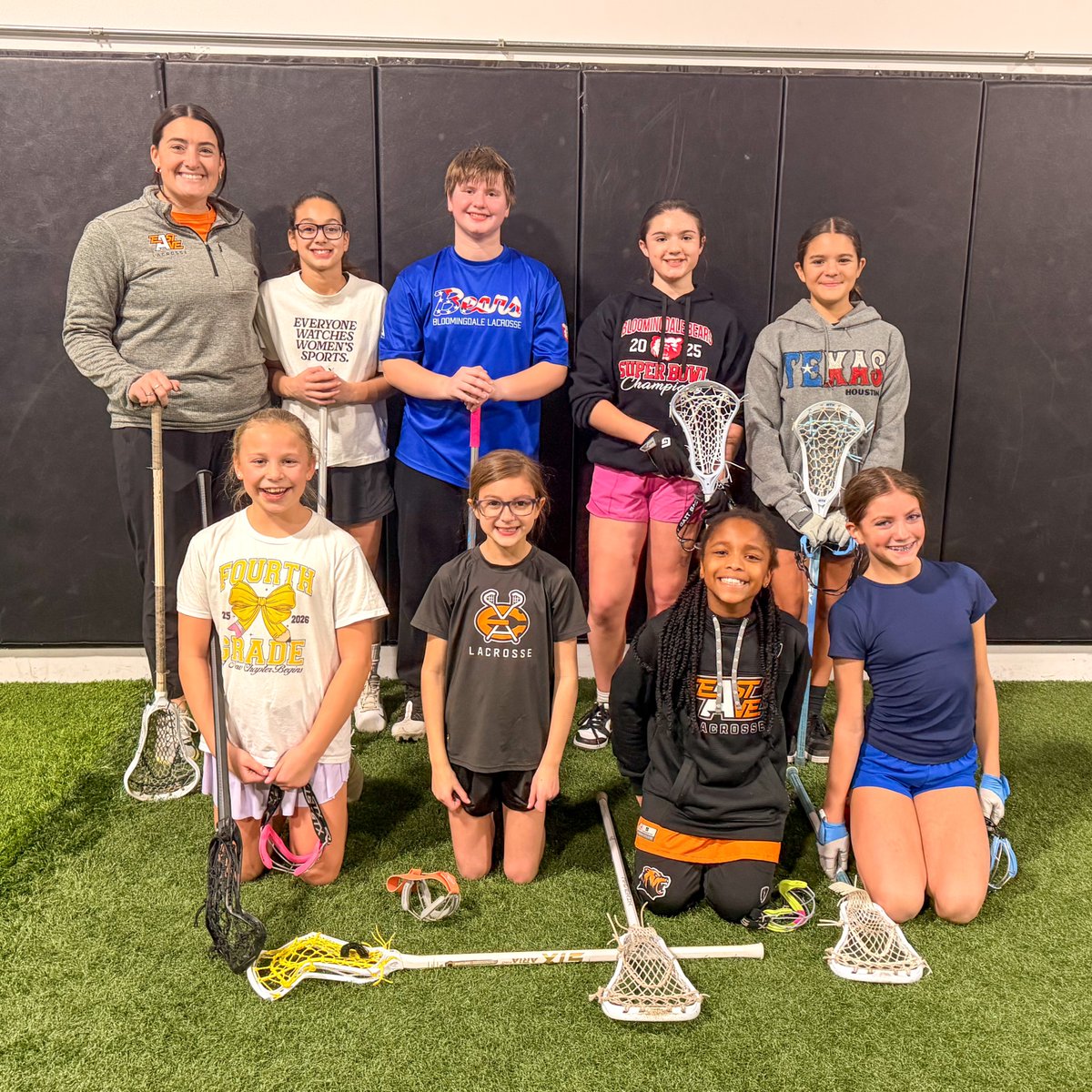 It's official: Bloomingdale has girls' lacrosse! Thank you coach Grainne for hosting our first girls' lacrosse skills training in the Den.