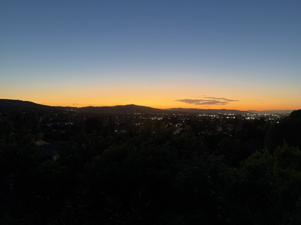 13579bcs's tweet photo. Tonight’s sunset Progression. Rowland Heights, CA https://t.co/N6jqKuwd9r via @YouTube
#sunset #sky https://t.co/OOt0gLrkUr