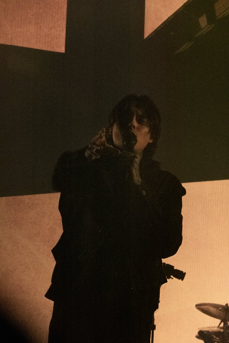 juliaannberg's tweet photo. Do You Feel Love Tour | Chicago @badomenscult https://t.co/Fy34XcTixe