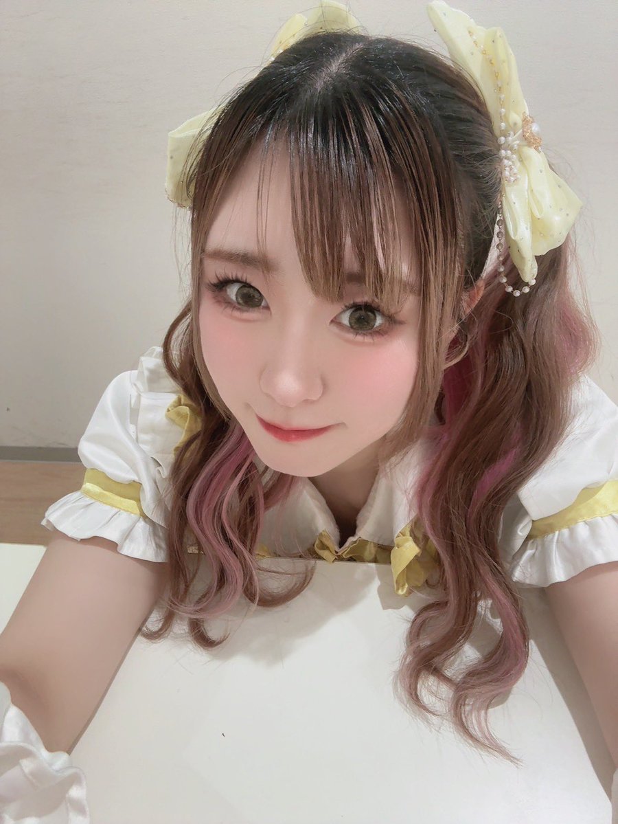 人を誘う時。

「よければ連絡してね」みたいに【誰か】に向けて発信しても、ほぼ誰にも刺さらないんだよね。
自分に向けて言われてるか分からないから、相手の連絡のコストが高くてスルーしちゃう。

安く入れるよ！って、誘う側からしたら来てくれるだけで嬉しいんだけど、