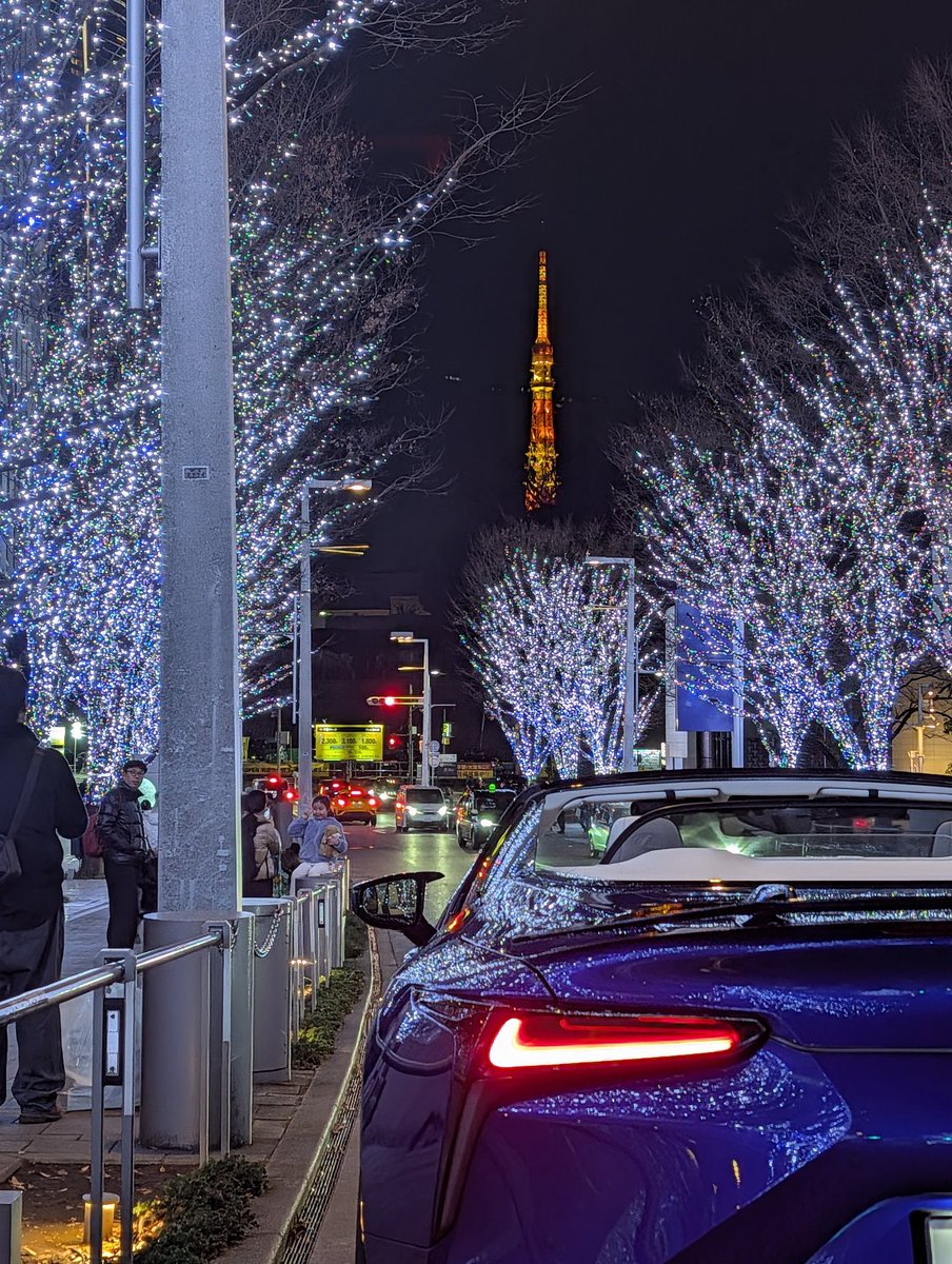 atsuya4352's tweet image. とうとう日本でもカウントダウン販売　そして完売
LCが販売終了することになったみたいですね
＃レクサス
＃LC
＃トヨタ