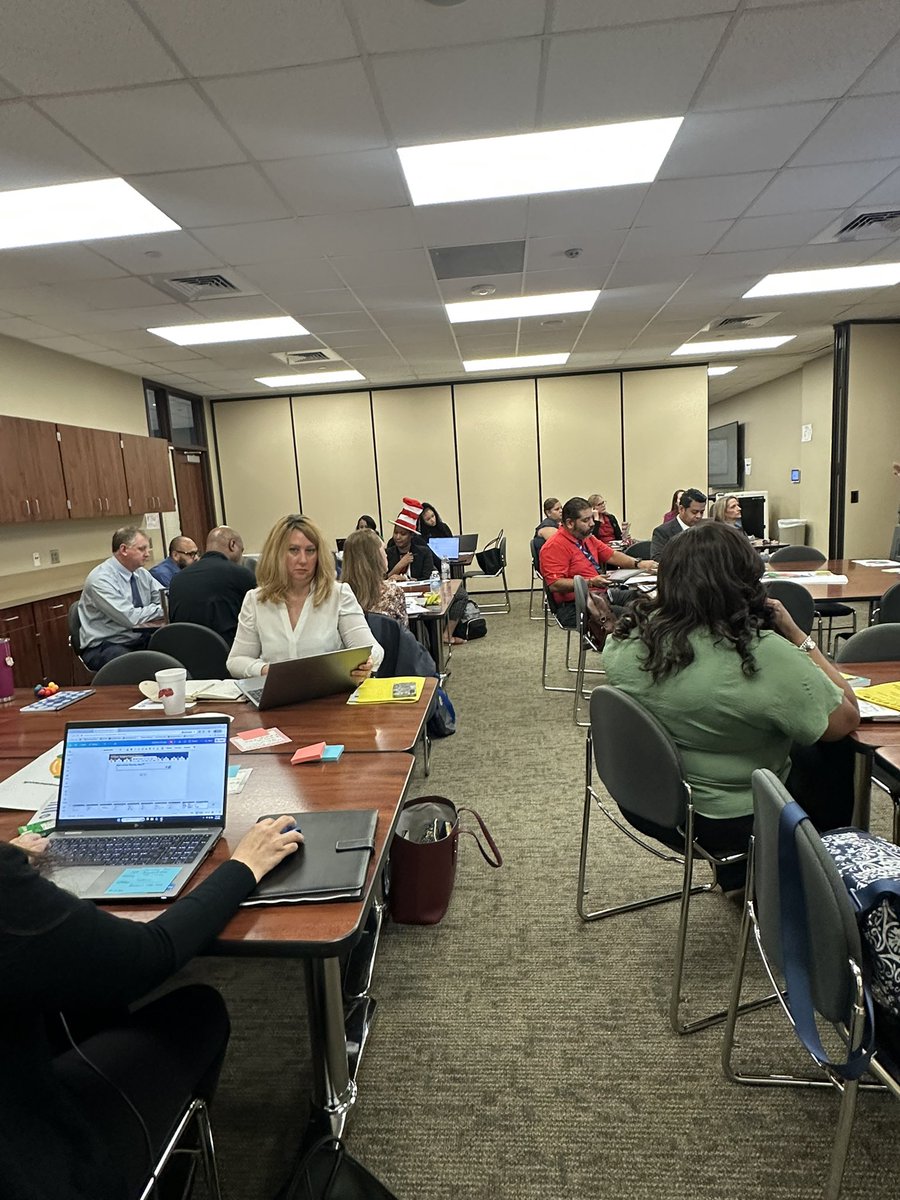 Lizette Castelline tweet media