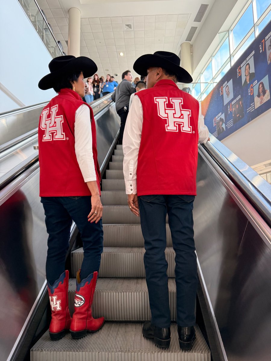 Renu Khator tweet media