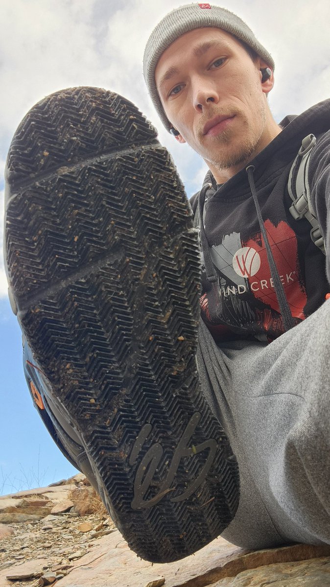 😈👟Let's see how long you'd last under my filthy trail sneakers