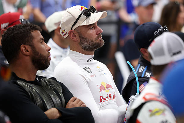 🐝 ⁹⁷₃ tweet media